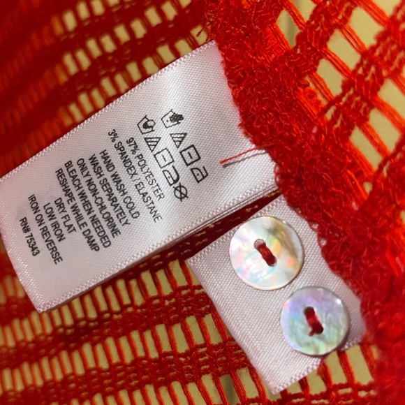 Haute hippie red crochet button down pool cover up medium - Picture 5 of 5